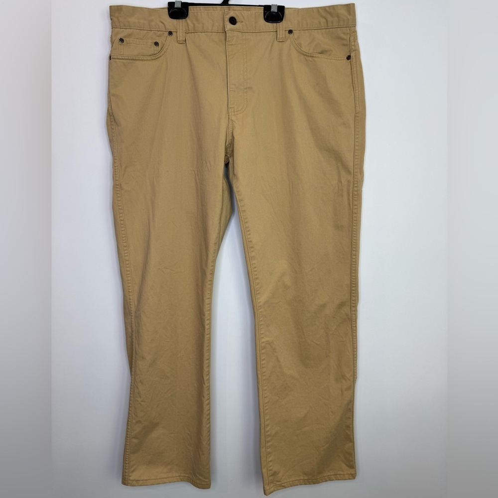 L.L. Bean Men's Tan Casual chino Pants size 40 W